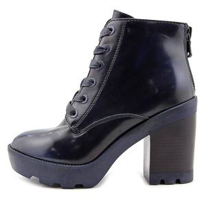 Aldo Navy Serinna Boot. Size 9.